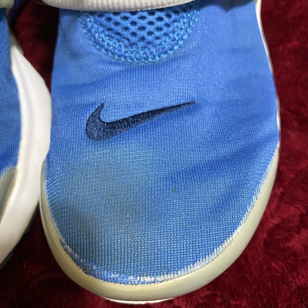 Nike Blue and Gray Athletic Shoes
Size 7Y which is also a size 8.5 in women’s. - Picture 2 of 10